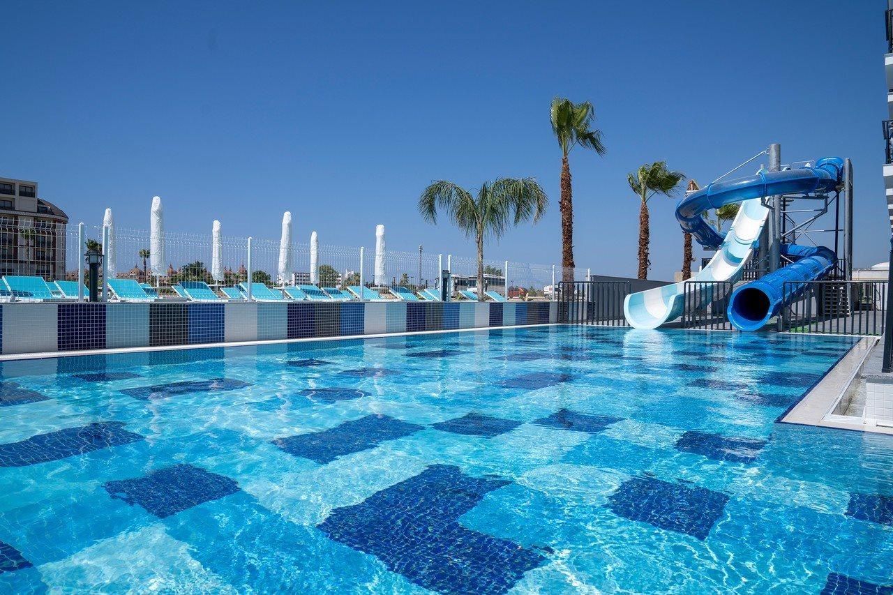Hotel Armella Hill 5*